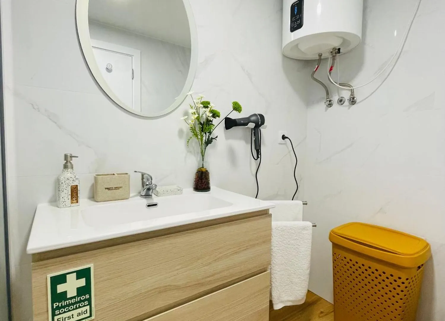 Cozy House Ξενοδοχείο Φουνκάλ Πανσιόν